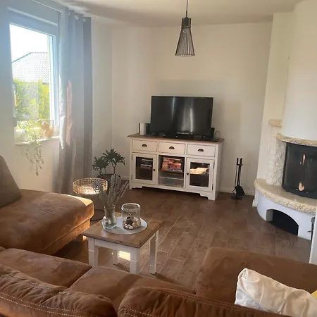 Ferienhaus Am Saaler Bodden 度假居